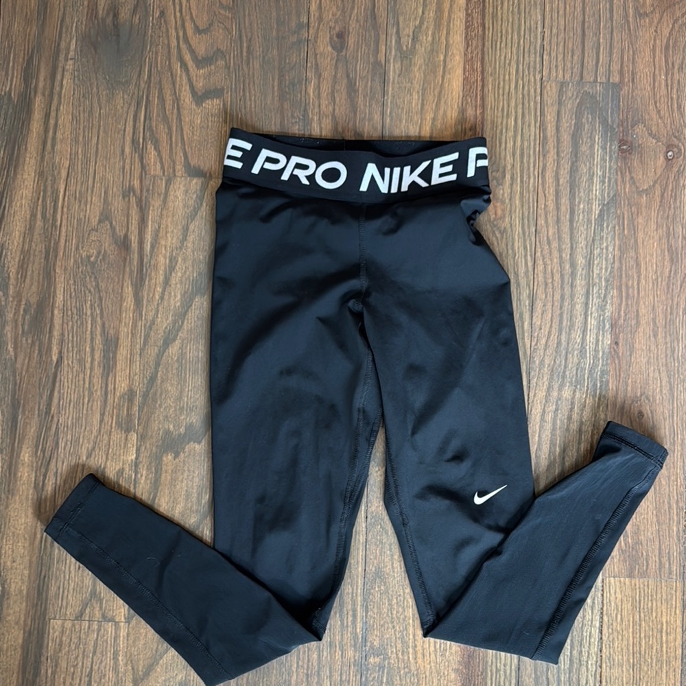 NikePro Black Leggings